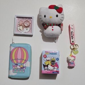 Hello Kitty // Sanrio bundle!!